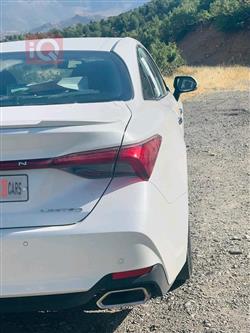 تۆیۆتا ئەڤەلۆن